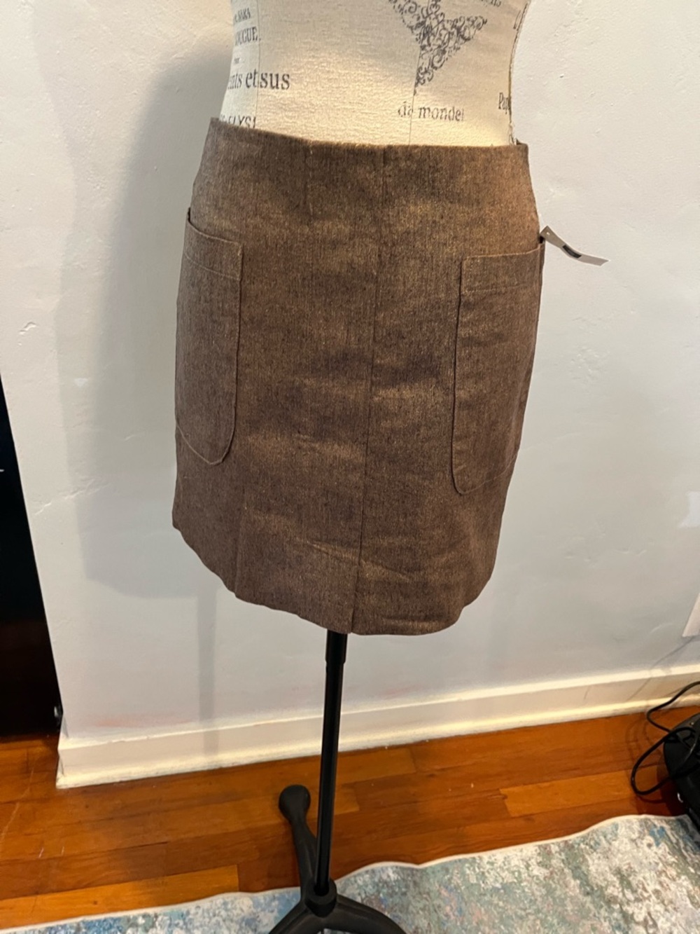 Gap Skirt Size 2 NWT